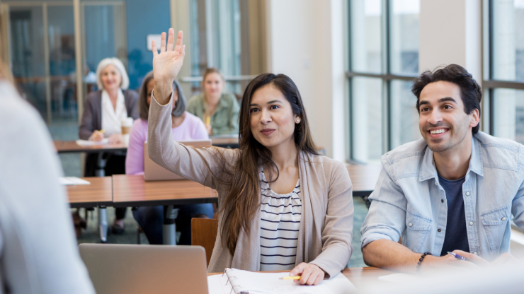 Adult learners in a classroom discovering which adult learning style works best for them